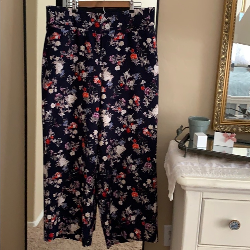Wide leg  Floral dress pants